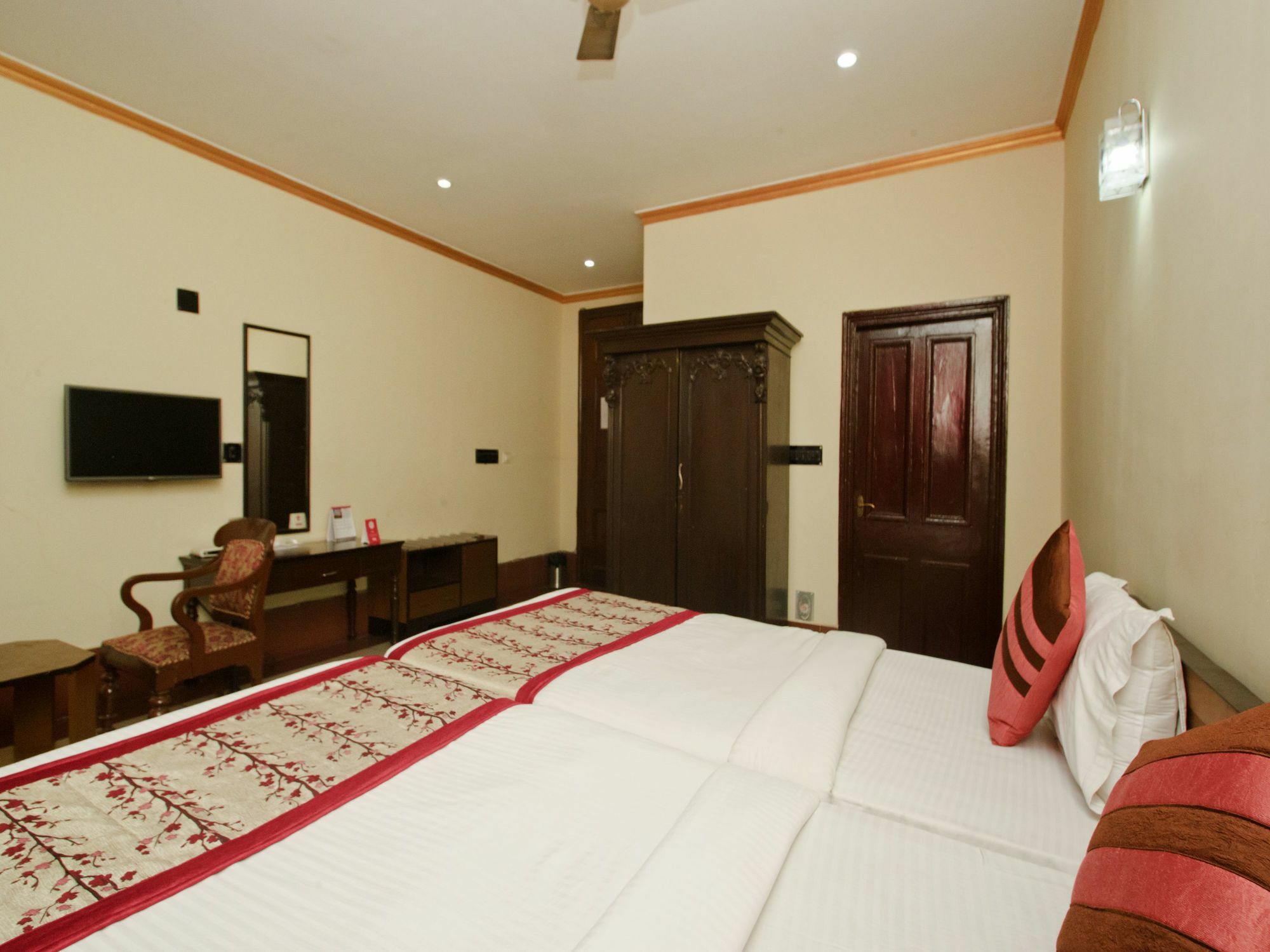 Oyo 5811 Seacom Inn Ymca Esplanade Calcutta Eksteriør billede